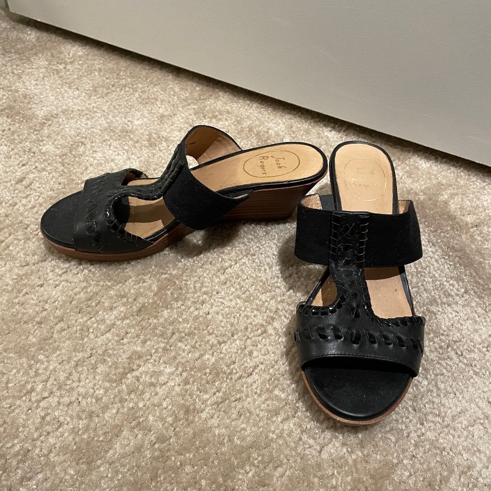 Black low heel Jack Rogers wedges. Size 7.5